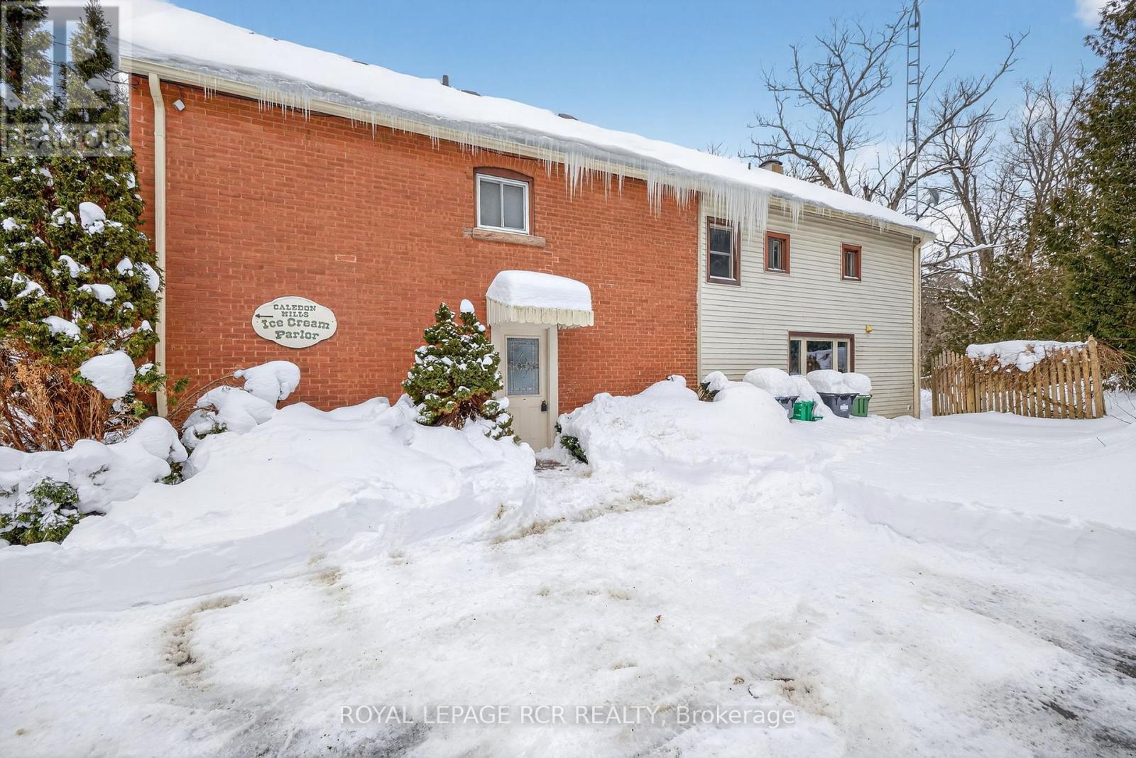 815 Forks Of The Credit Road, Caledon, Ontario  L7K 0E7 - Photo 3 - W12750726