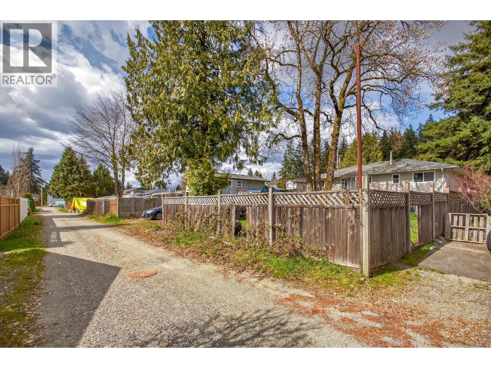 1760 Jensen Avenue, Port Coquitlam, British Columbia  V3B 2E3 - Photo 7 - R3105685