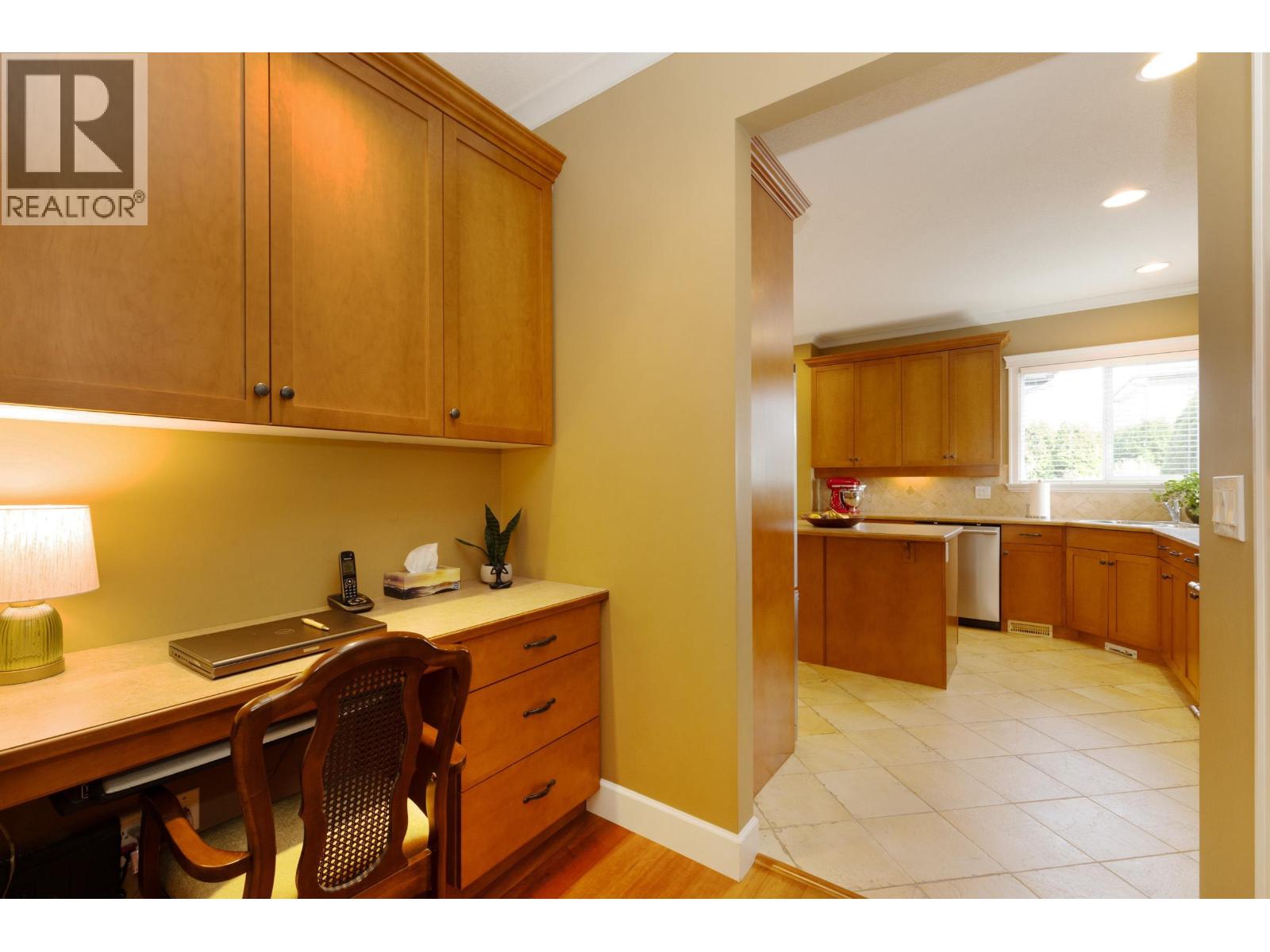 11240 Blaney Way, Pitt Meadows, British Columbia  V3Y 2V3 - Photo 6 - R3104870