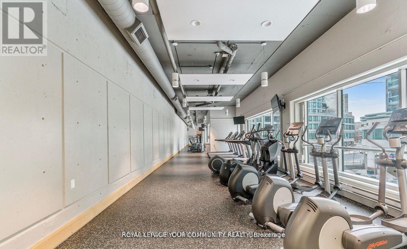 2402 - 10 Queens Quay W, Toronto, Ontario  M5J 2R9 - Photo 31 - C12945888