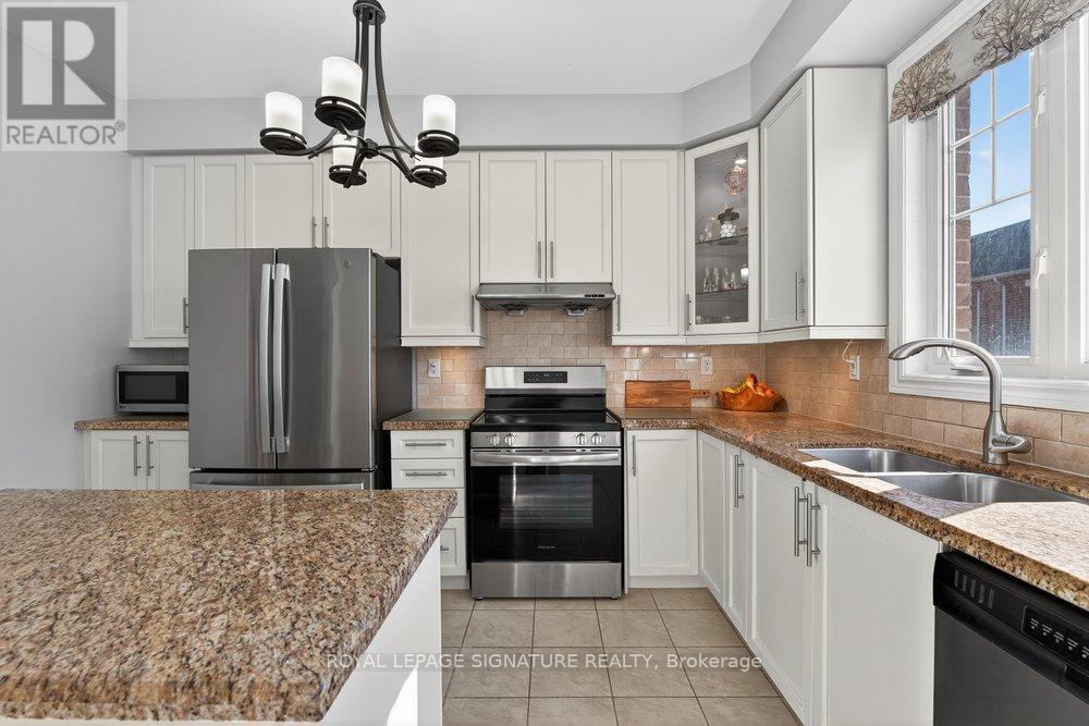 28 Tisdale Avenue, Toronto, Ontario  M4A 1Y5 - Photo 14 - C12945910