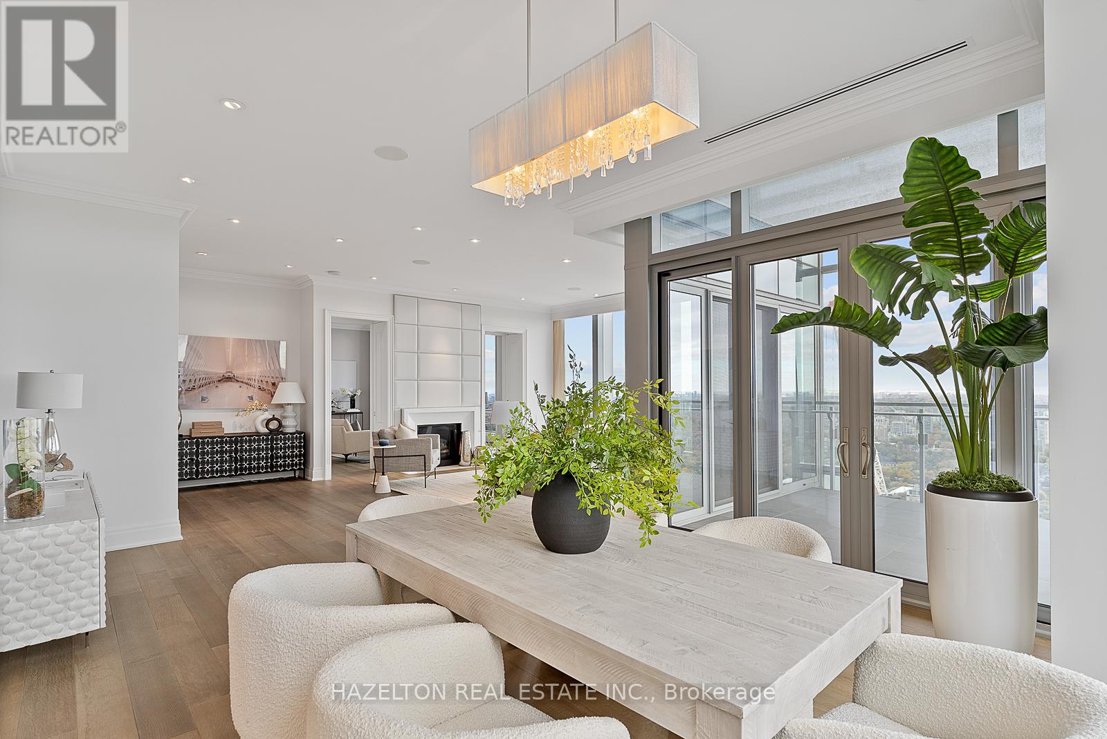 4802 - 50 Yorkville Avenue, Toronto, Ontario  M4W 0A3 - Photo 12 - C12945912