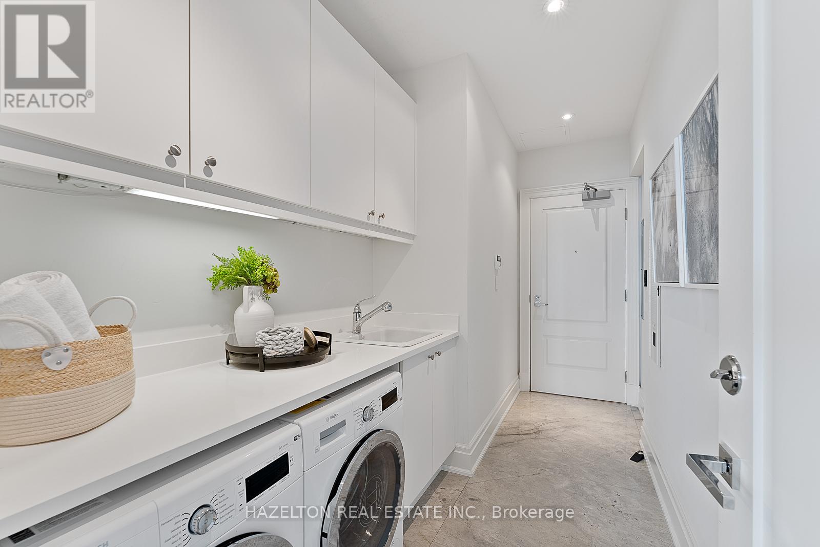 4802 - 50 Yorkville Avenue, Toronto, Ontario  M4W 0A3 - Photo 34 - C12945912