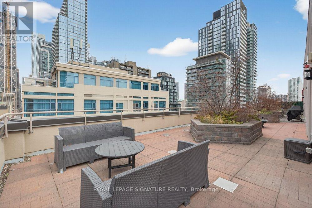 707 - 555 Yonge Street, Toronto, Ontario  M4Y 3A6 - Photo 19 - C12945978