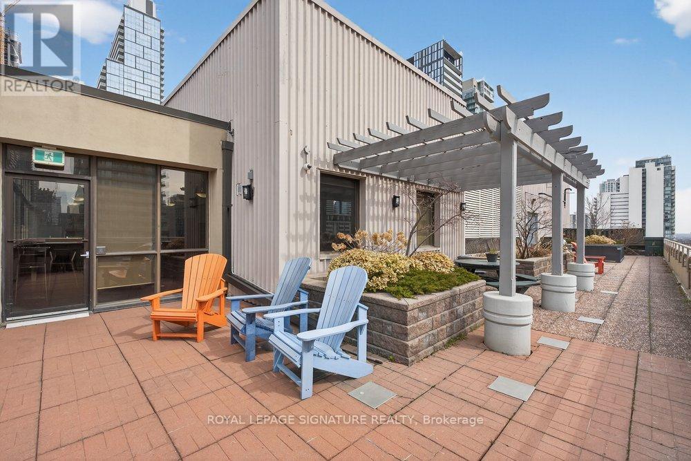 707 - 555 Yonge Street, Toronto, Ontario  M4Y 3A6 - Photo 27 - C12945978