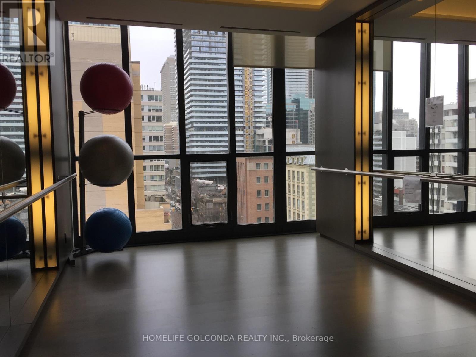 3903 - 101 Charles Street E, Toronto, Ontario  M4Y 1V2 - Photo 13 - C12945988