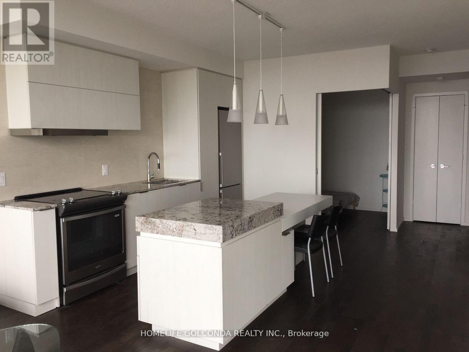 3903 - 101 Charles Street E, Toronto, Ontario  M4Y 1V2 - Photo 2 - C12945988