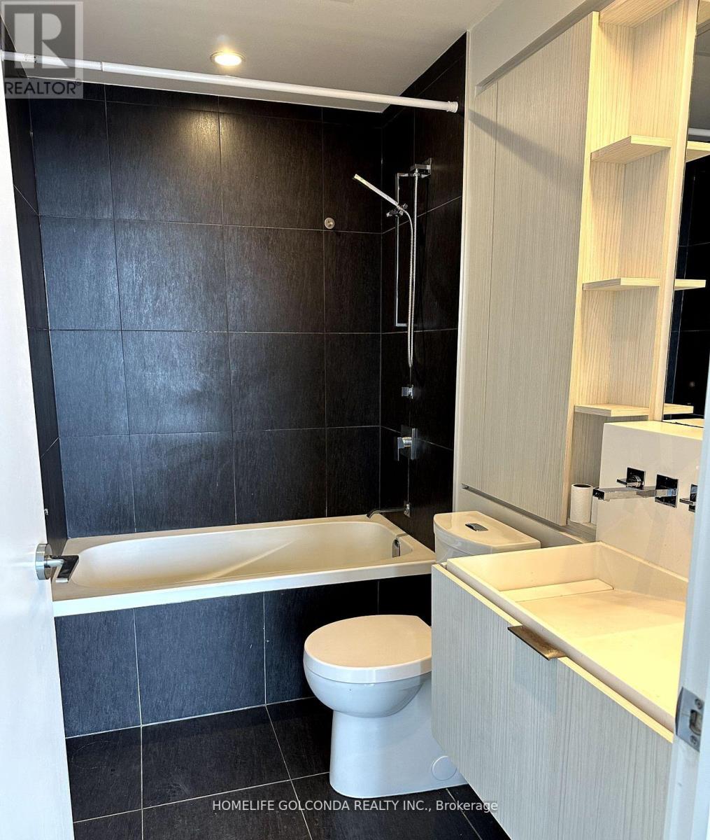 3903 - 101 Charles Street E, Toronto, Ontario  M4Y 1V2 - Photo 9 - C12945988