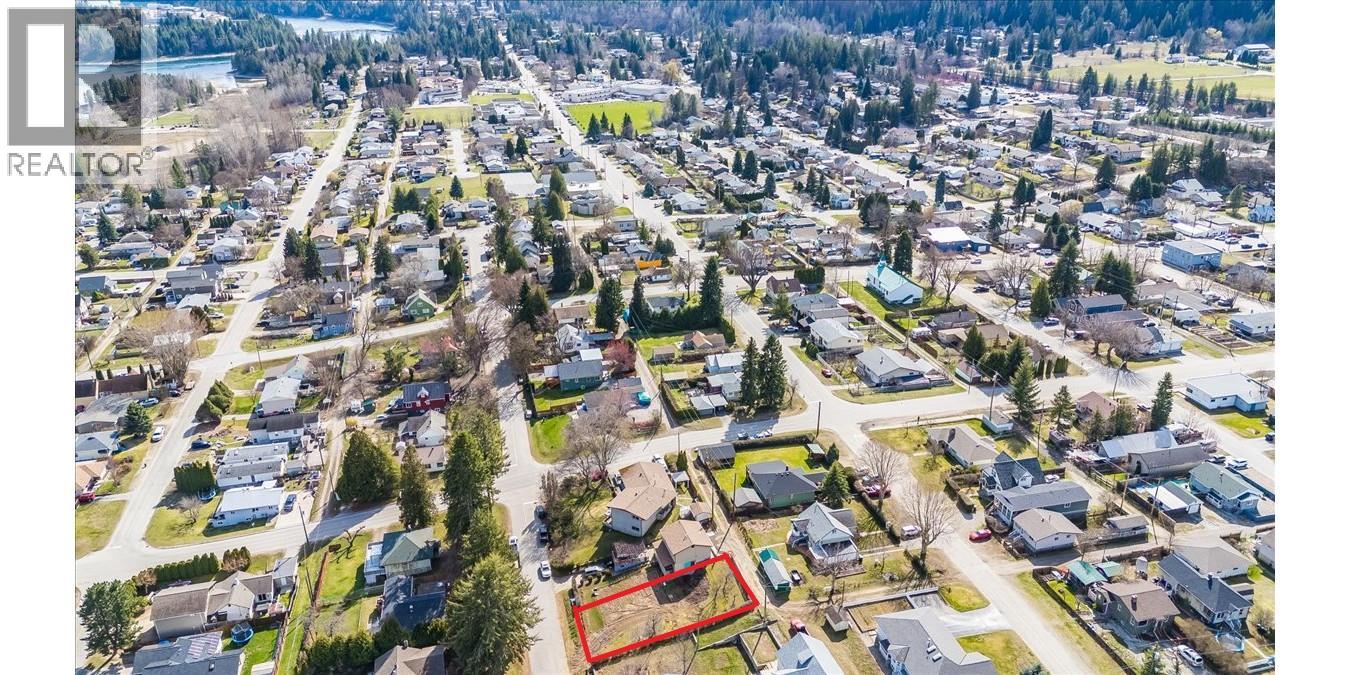 Lot 1 6th Avenue, Castlegar, British Columbia  V1N 2C6 - Photo 7 - 10381273