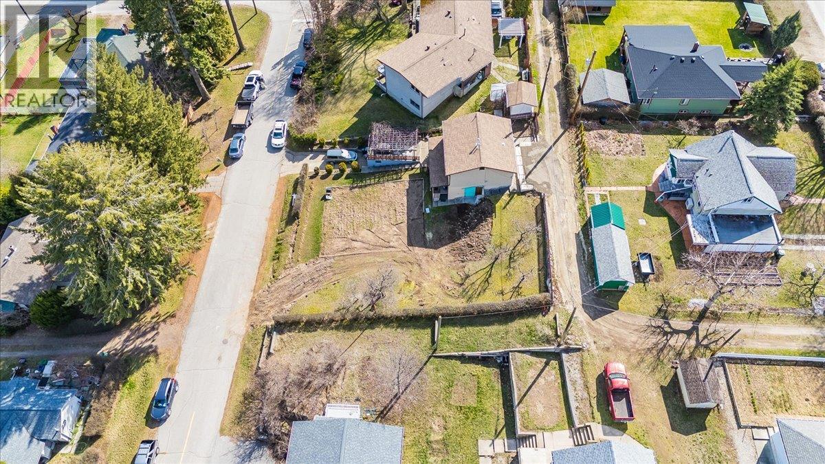 Lot 1 6th Avenue, Castlegar, British Columbia  V1N 2C6 - Photo 13 - 10381273