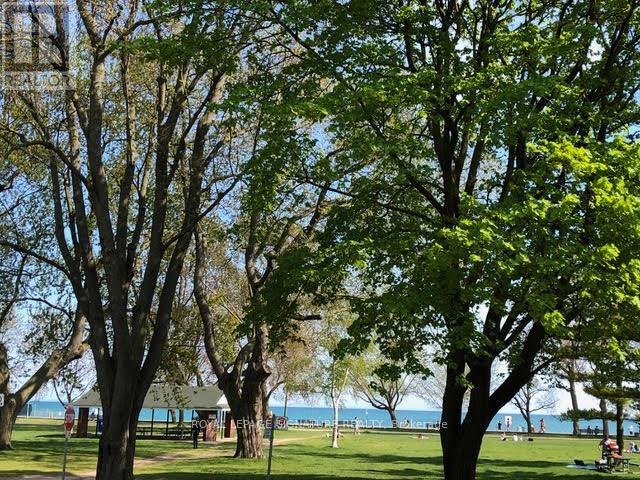 Main - 20 Kew Beach Avenue, Toronto, Ontario  M4L 1B7 - Photo 3 - E12945870