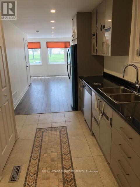 Main - 20 Kew Beach Avenue, Toronto, Ontario  M4L 1B7 - Photo 4 - E12945870