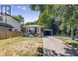 192 BEECHGROVE DRIVE, Toronto, Ontario