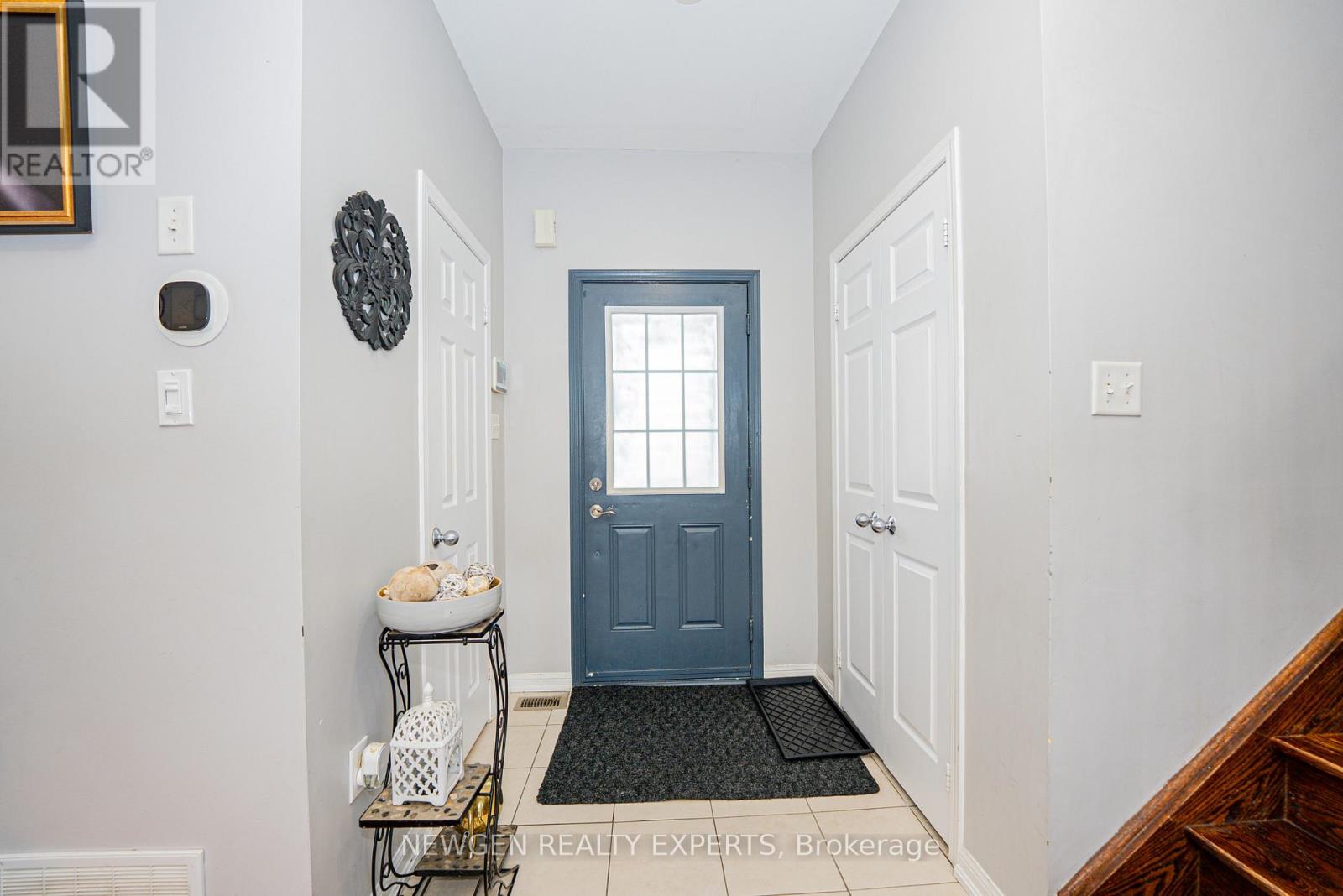 804 Ormond Drive, Oshawa, Ontario  L1K 3B6 - Photo 5 - E12945920