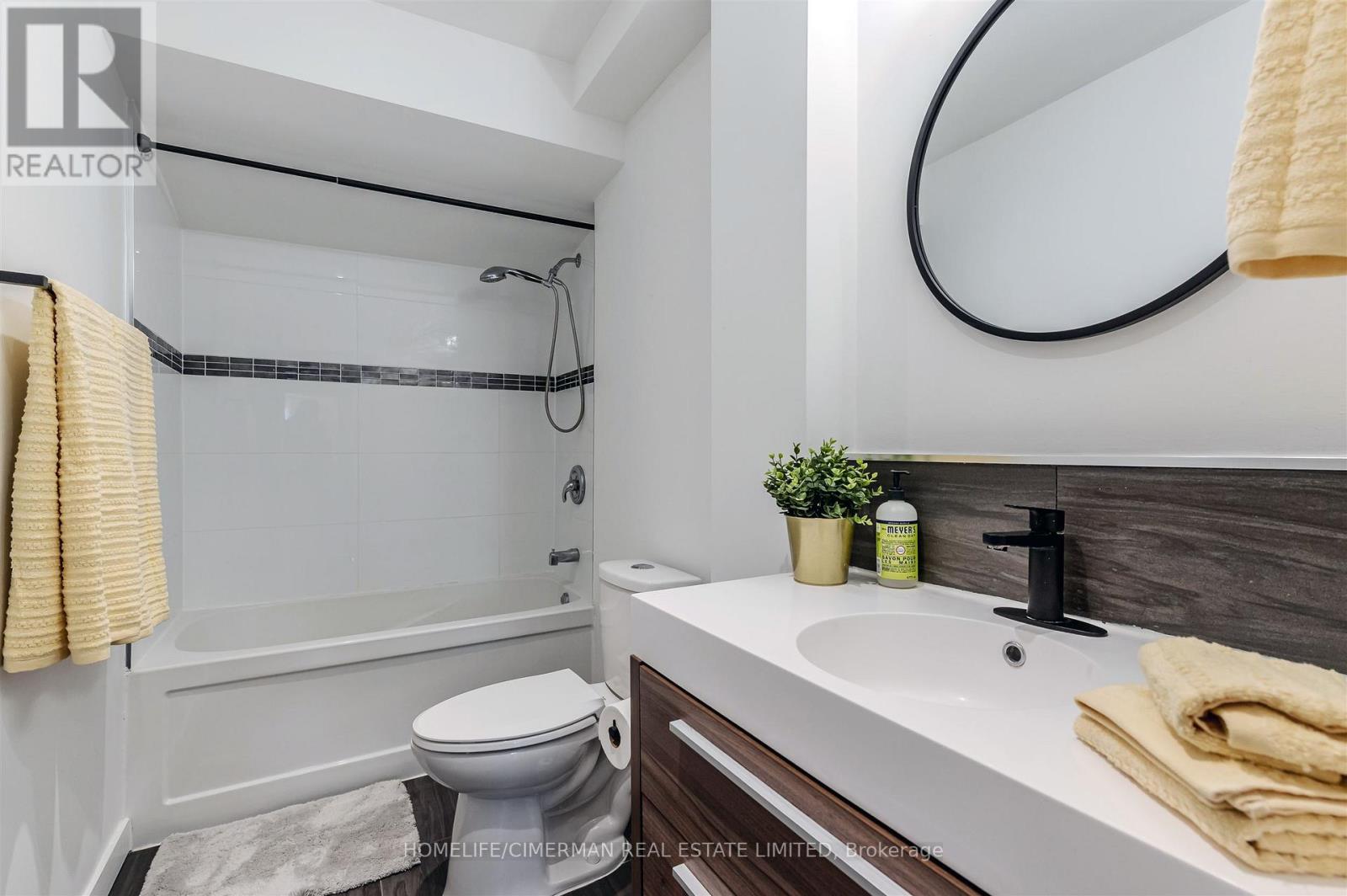 195 Torrens Avenue, Toronto, Ontario  M4J 2P6 - Photo 30 - E12945934