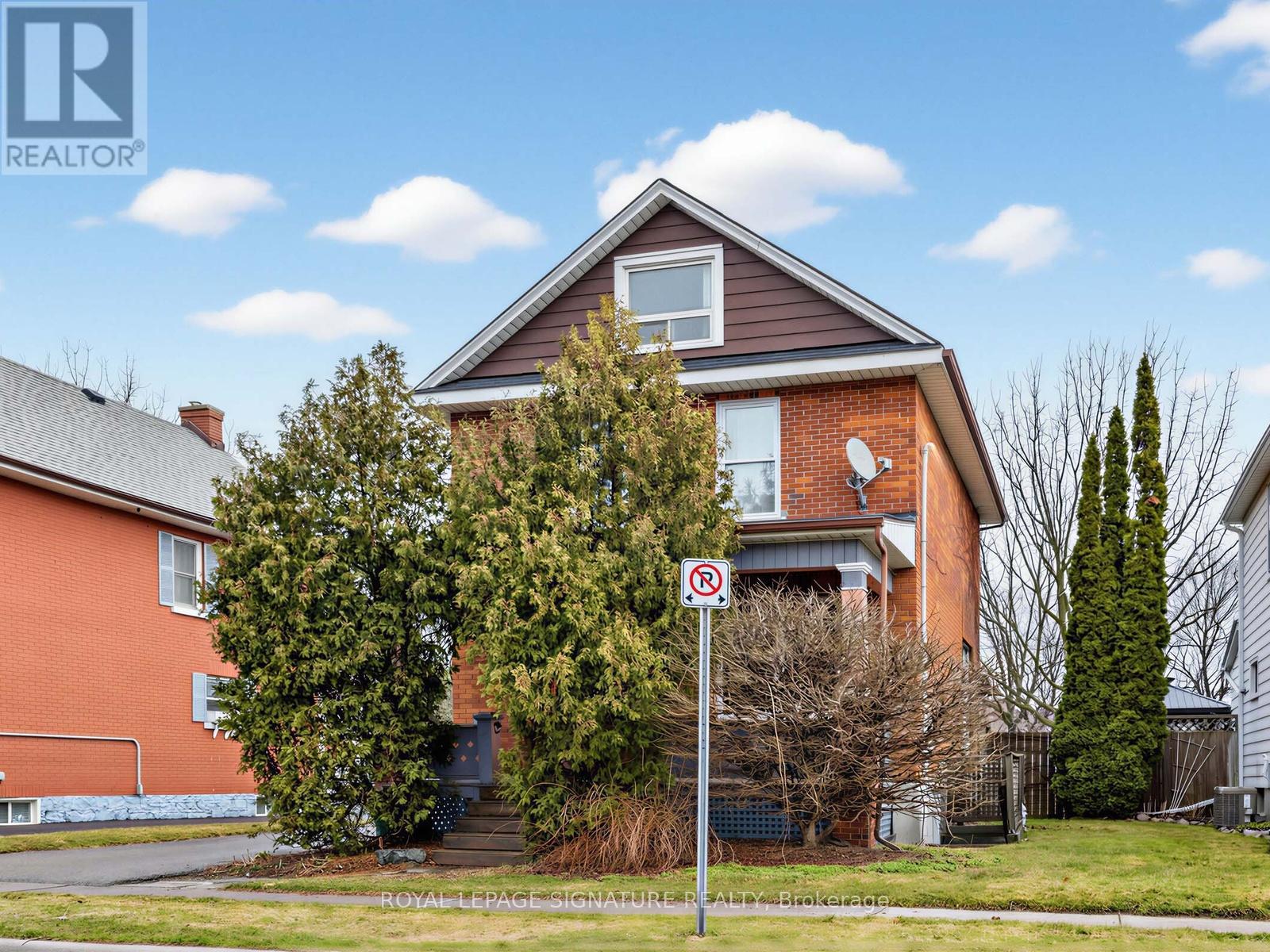 151 BURK STREET, Oshawa, Ontario