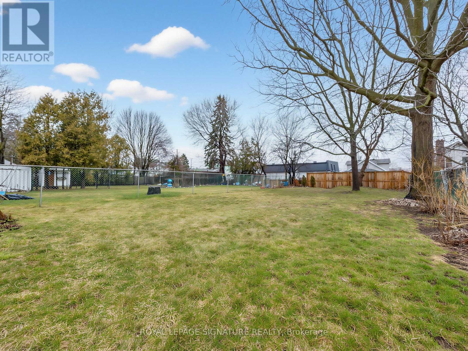 151 Burk Street, Oshawa, Ontario  L1J 4C2 - Photo 34 - E12945974