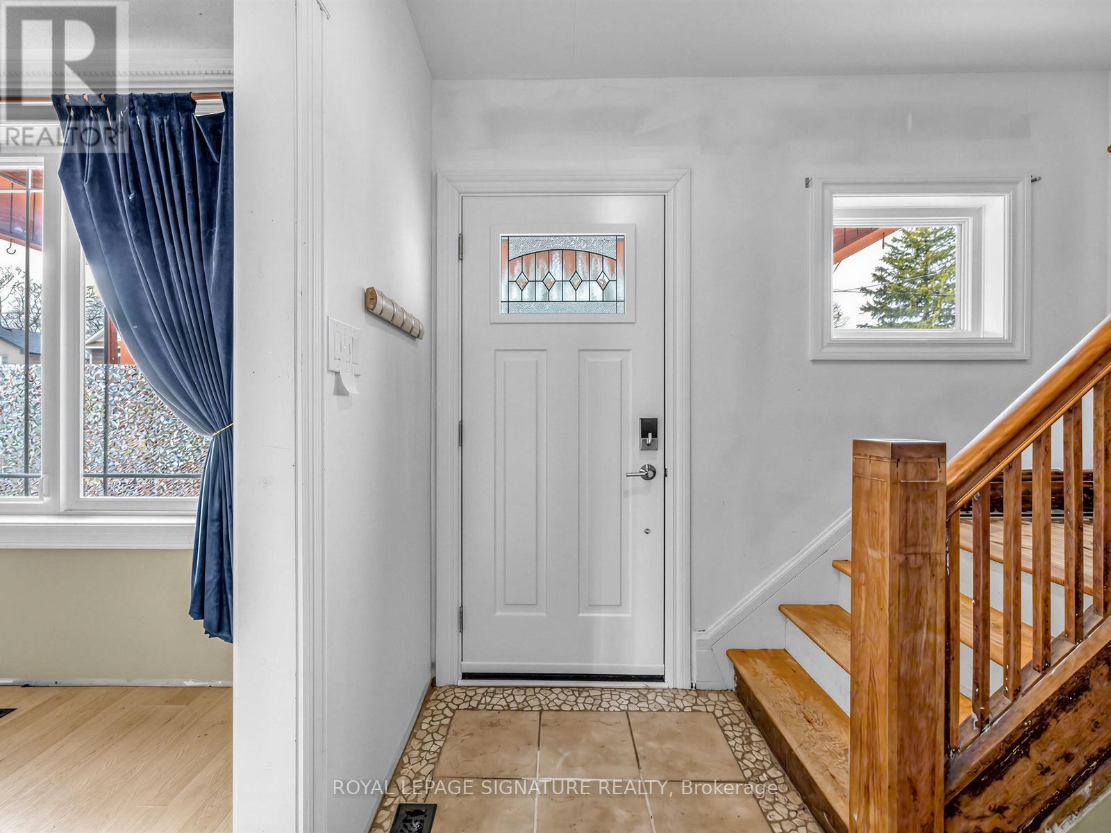 151 Burk Street, Oshawa, Ontario  L1J 4C2 - Photo 4 - E12945974