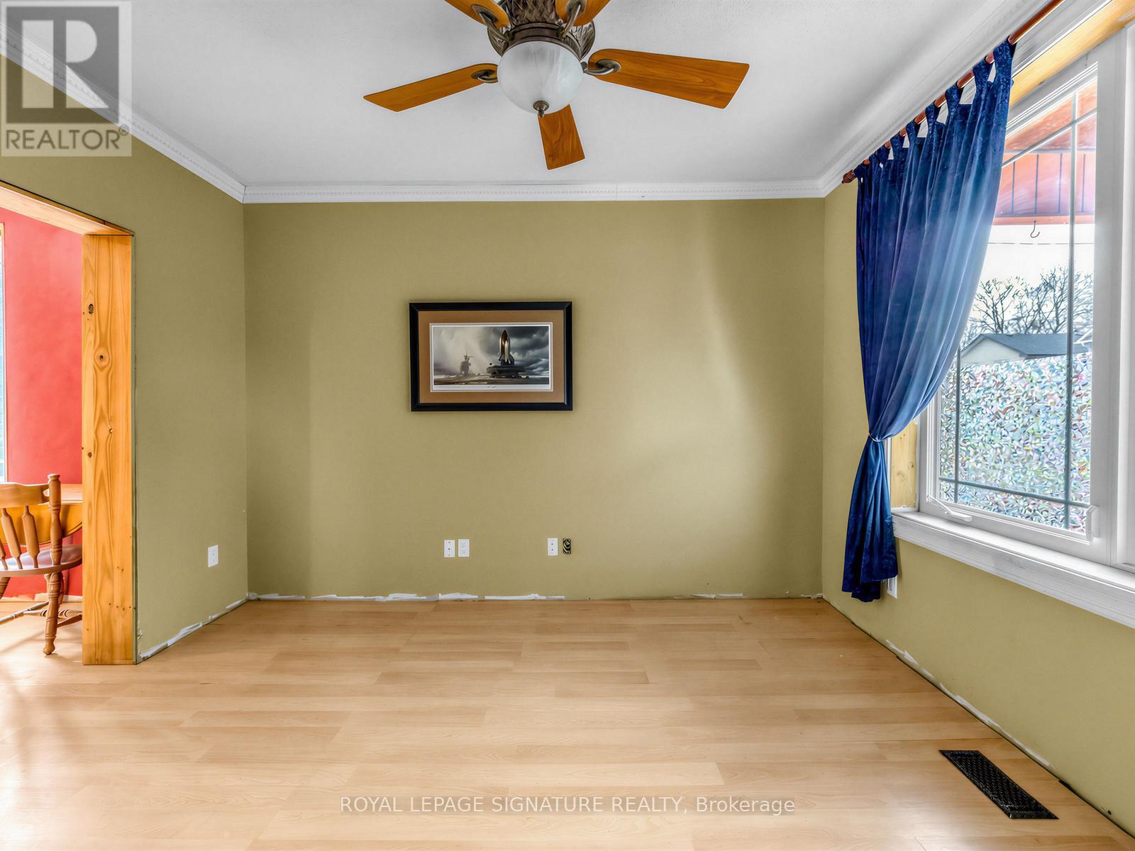 151 Burk Street, Oshawa, Ontario  L1J 4C2 - Photo 5 - E12945974