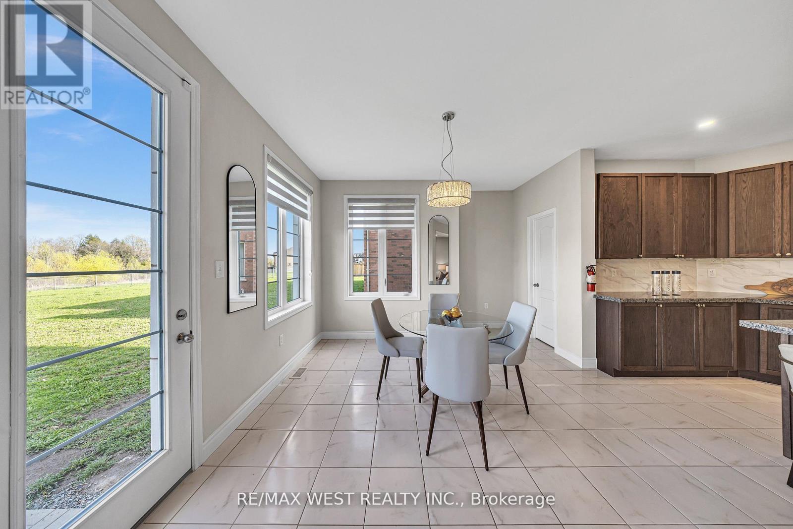 2485 Bandsman Crescent, Oshawa, Ontario  L1L 0M1 - Photo 14 - E12945986