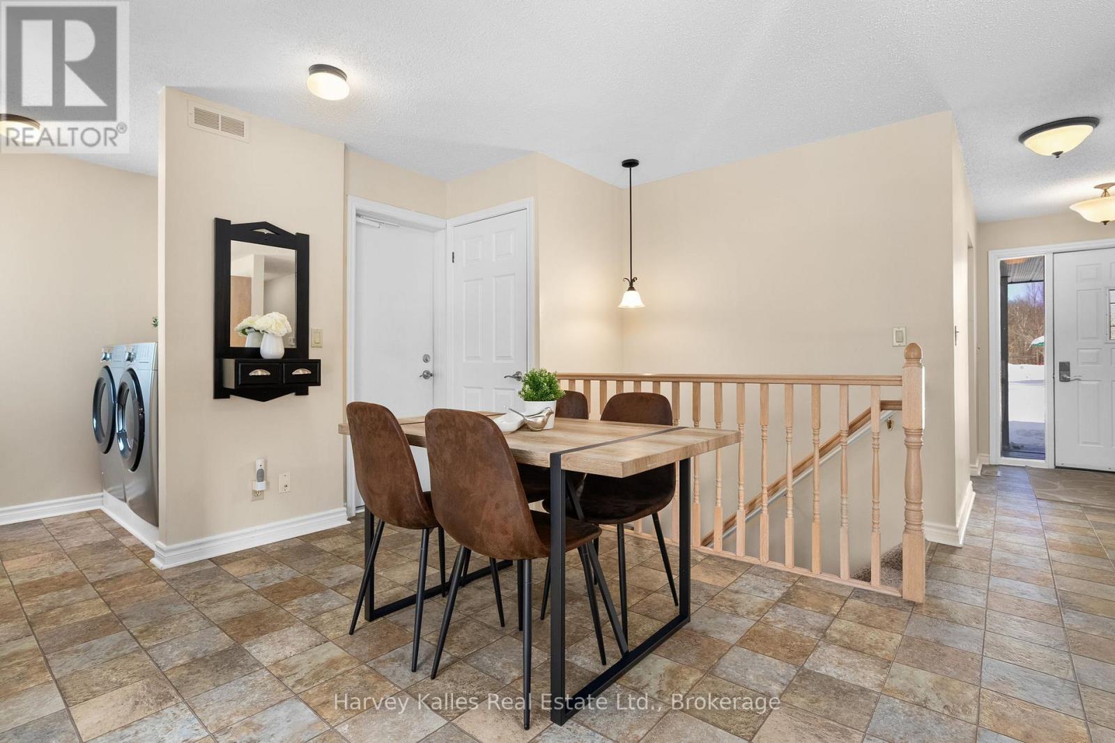 29 Glenwood Drive, Huntsville, Ontario  P1H 1B6 - Photo 11 - X12822100