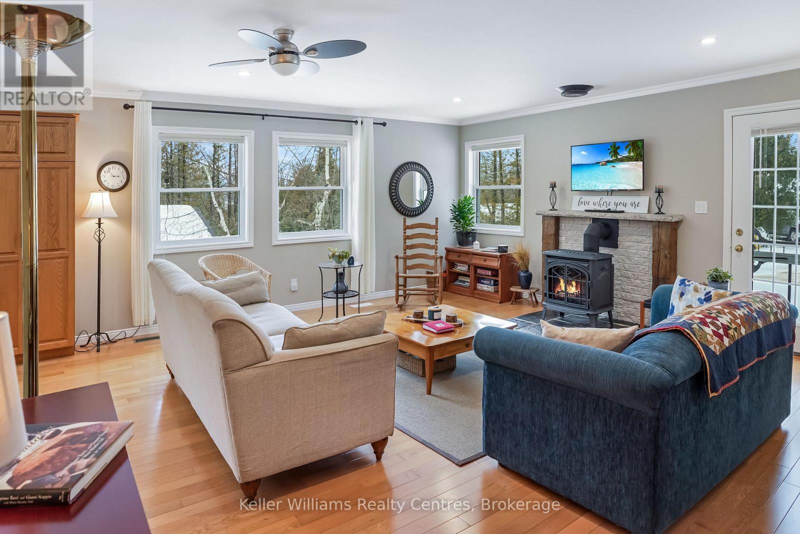 12 Twelfth Avenue, South Bruce Peninsula, Ontario  N0H 2T0 - Photo 16 - X12908146