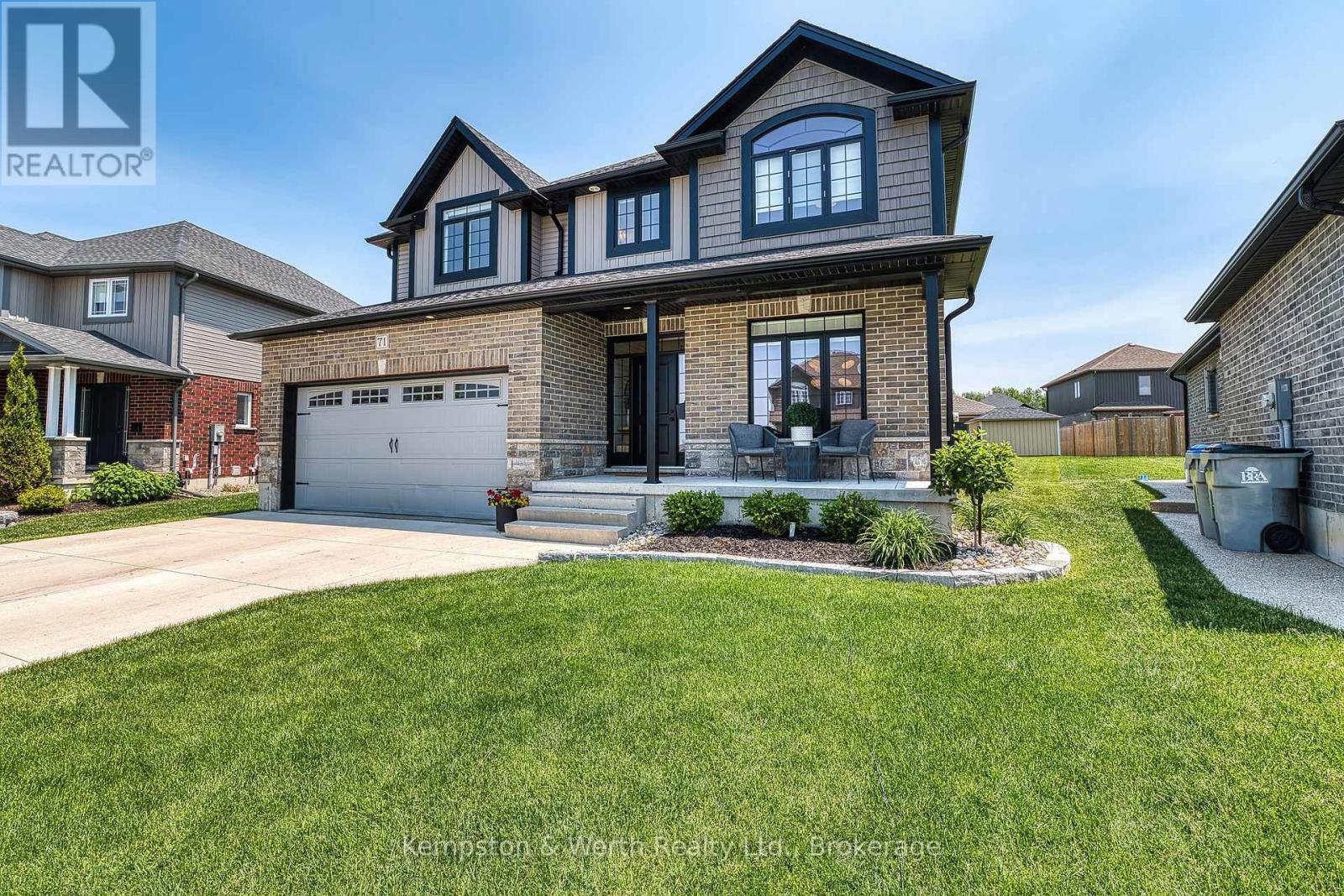 71 Forbes Crescent, North Perth, Ontario  N4W 0B8 - Photo 5 - X12814870