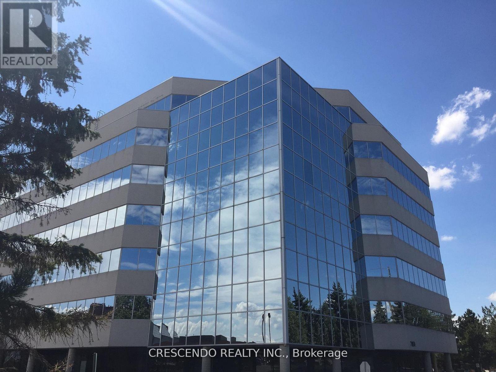 240 - 7050 Weston Road, Vaughan, Ontario  L4L 8G7 - Photo 2 - N12945968