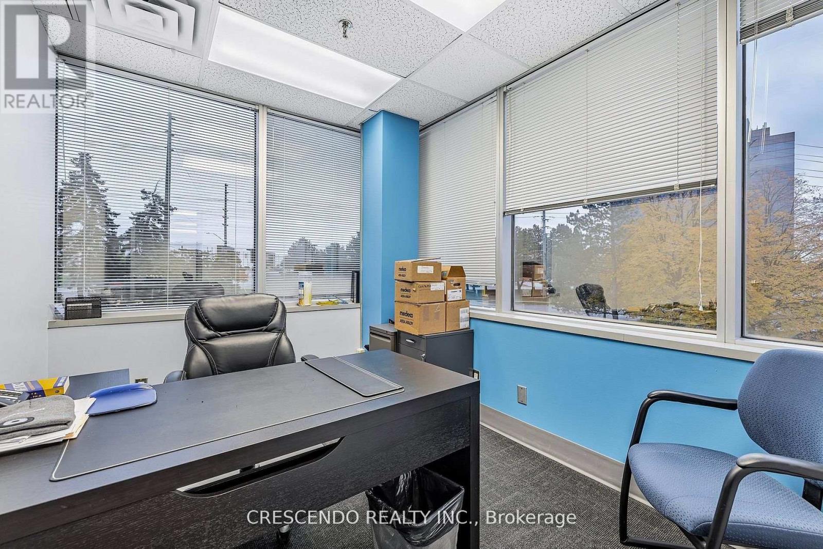 240 - 7050 Weston Road, Vaughan, Ontario  L4L 8G7 - Photo 30 - N12945968