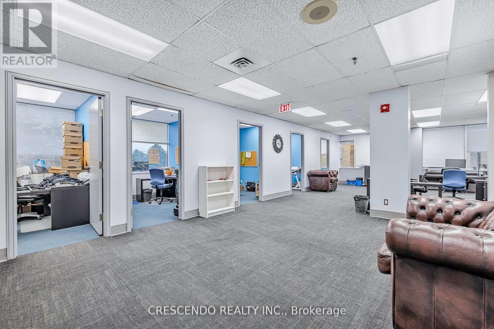 240 - 7050 Weston Road, Vaughan, Ontario  L4L 8G7 - Photo 40 - N12945968