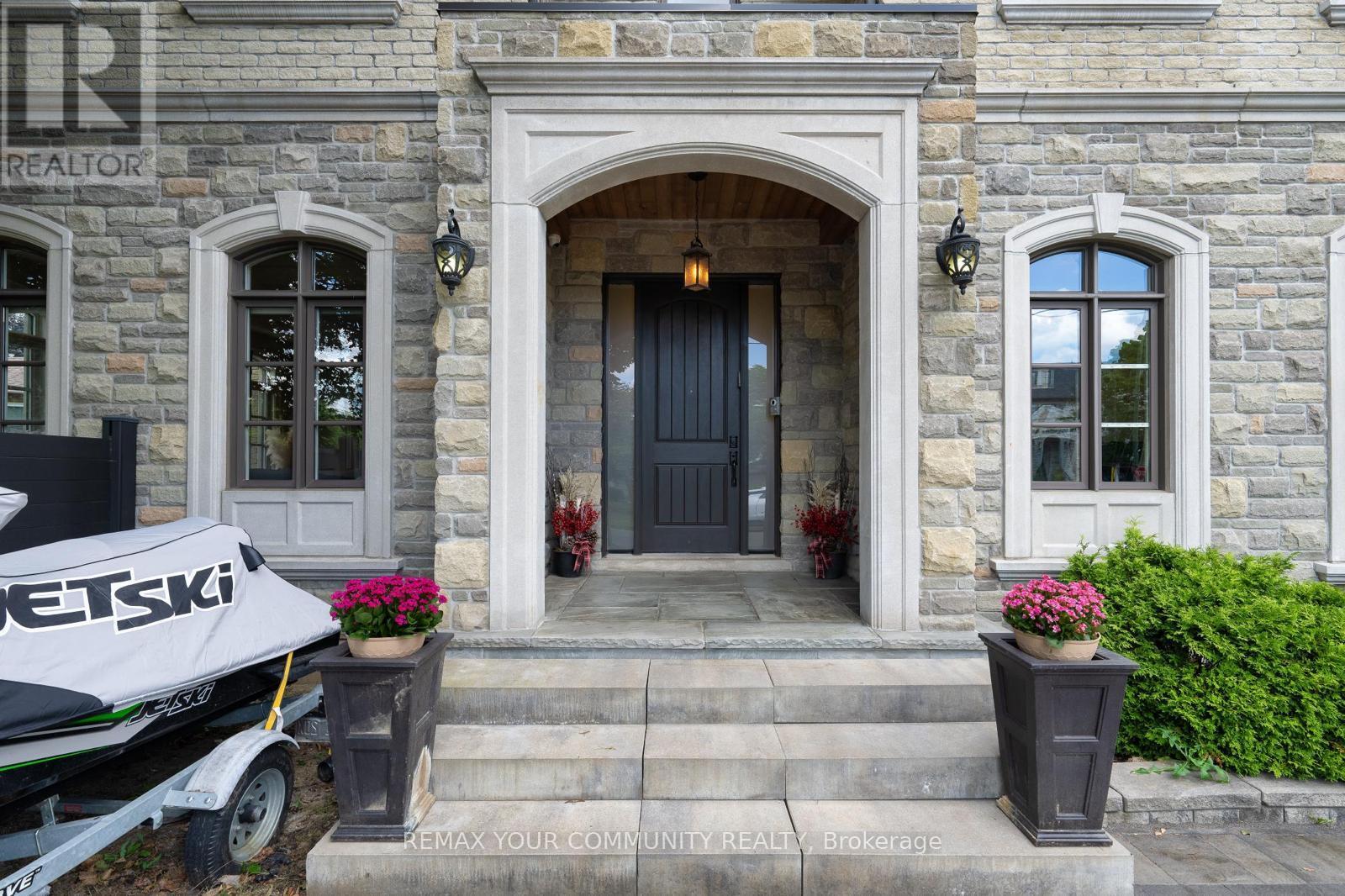 1 Lancer Drive, Vaughan, Ontario  L6A 1E4 - Photo 6 - N12945982