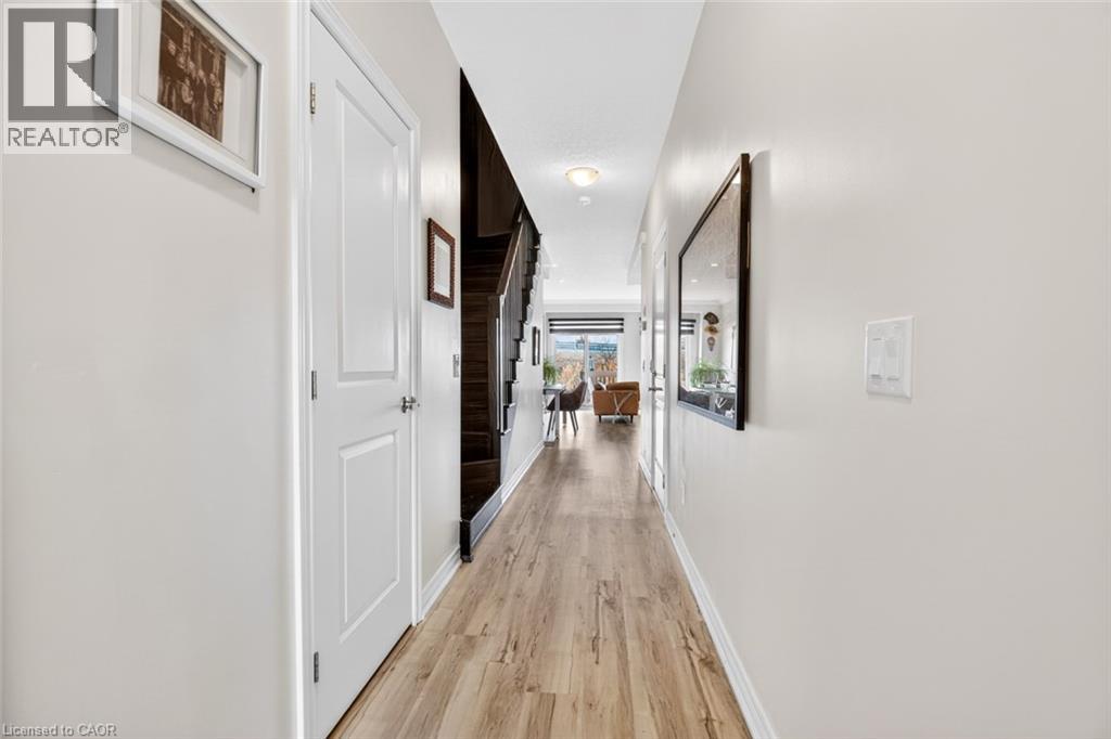 27 Rachel Drive Unit# 12, Stoney Creek, Ontario  L8E 0K6 - Photo 4 - 40816919