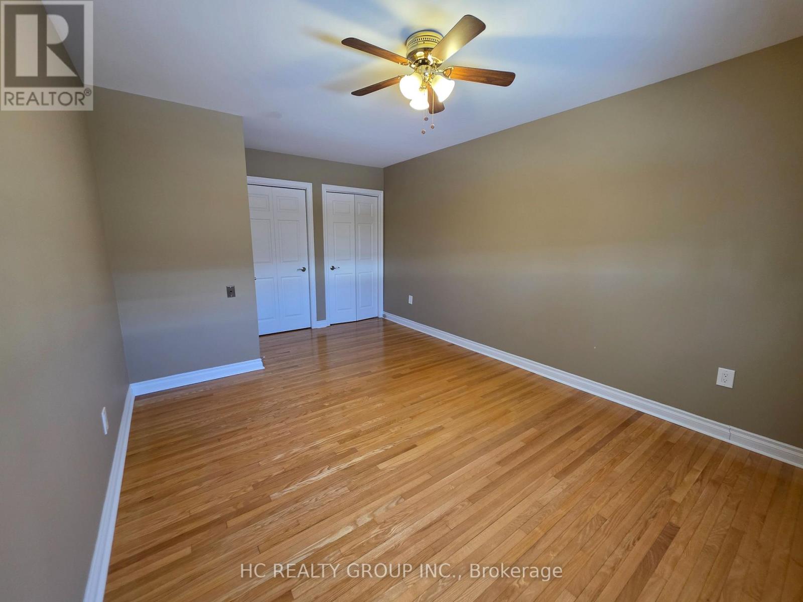 (Main/upper Level) - 3161 Rymal Road, Mississauga, Ontario  L4Y 3B4 - Photo 13 - W12945854