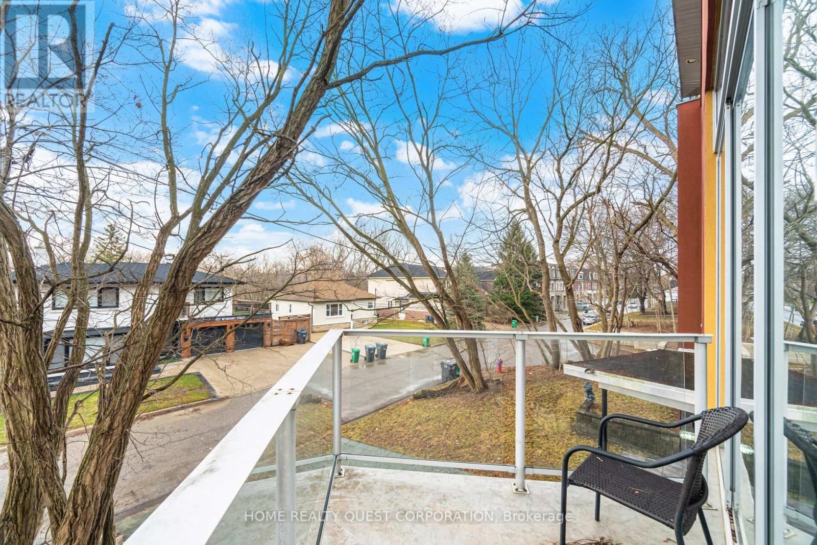 186 Wyndham Street, Mississauga, Ontario  L5M 1N5 - Photo 18 - W12945860