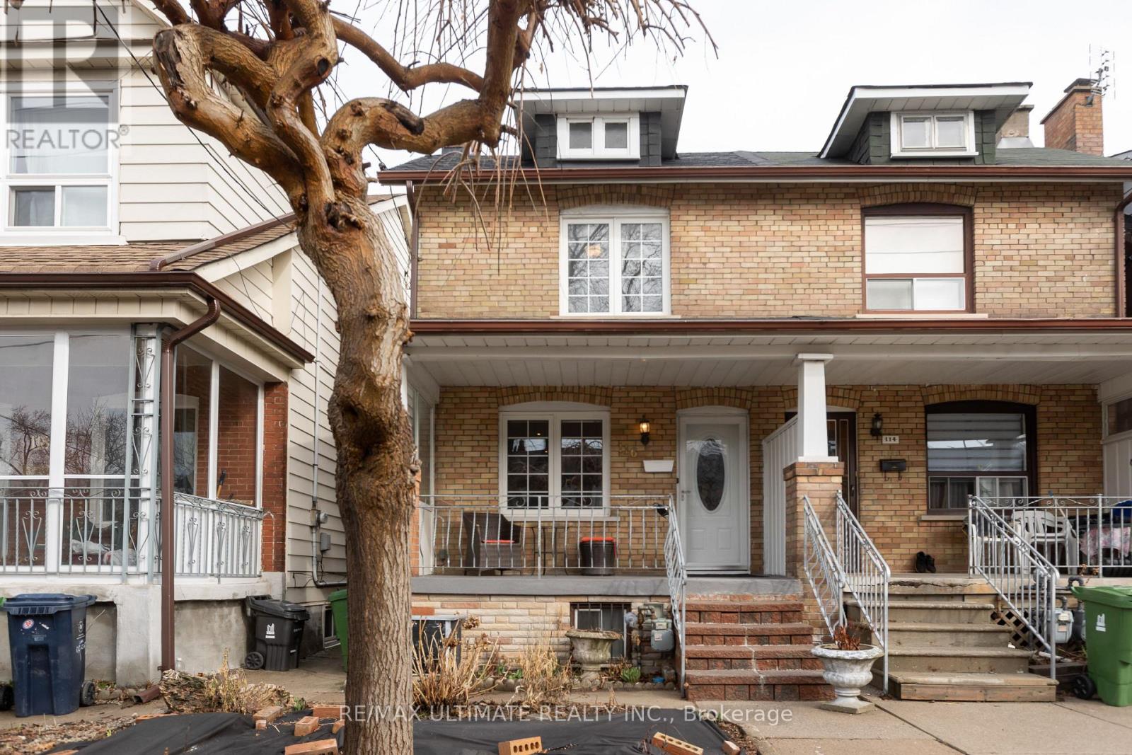 116 ASCOT AVENUE, Toronto, Ontario