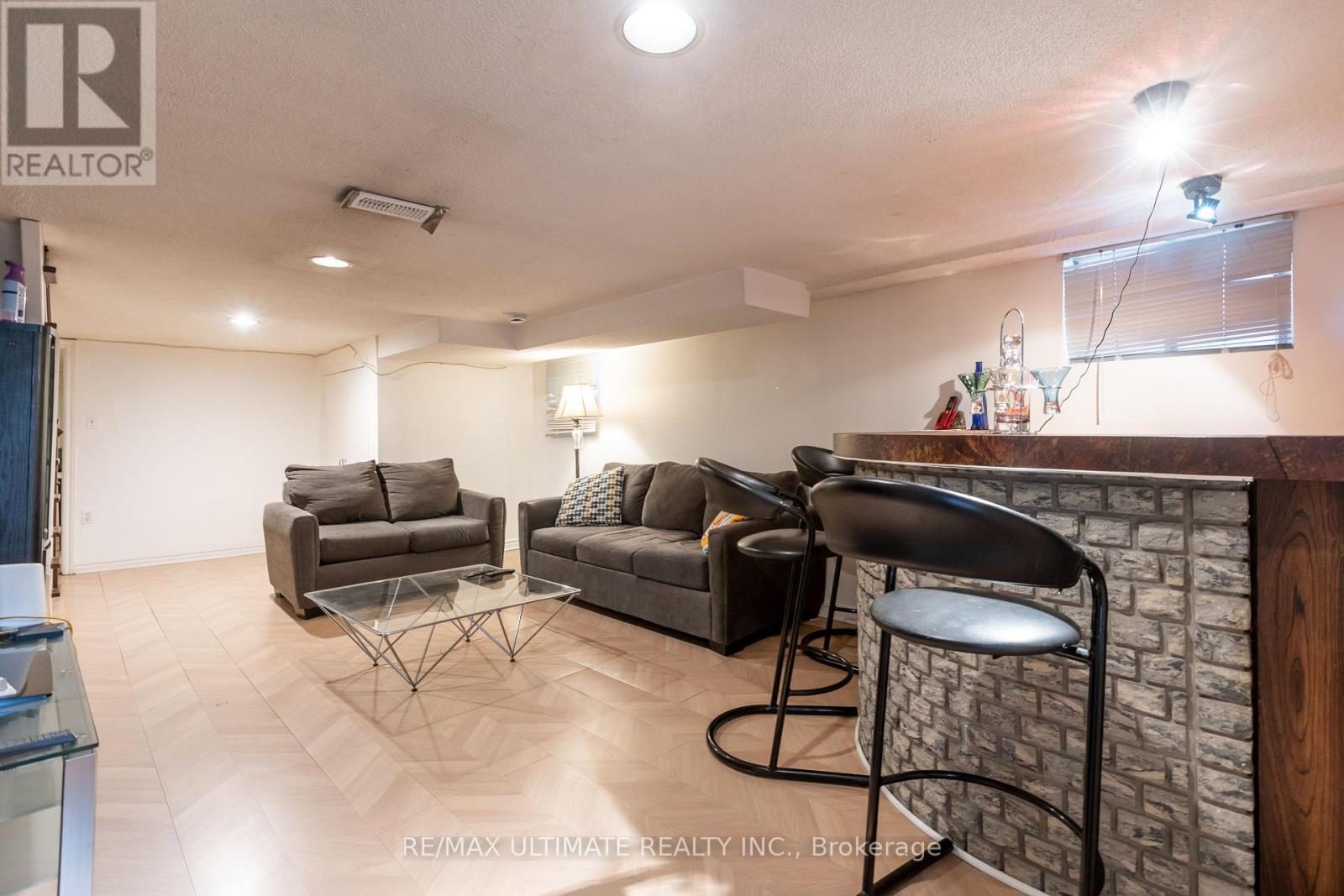 116 Ascot Avenue, Toronto, Ontario  M6E 1G2 - Photo 28 - W12945876