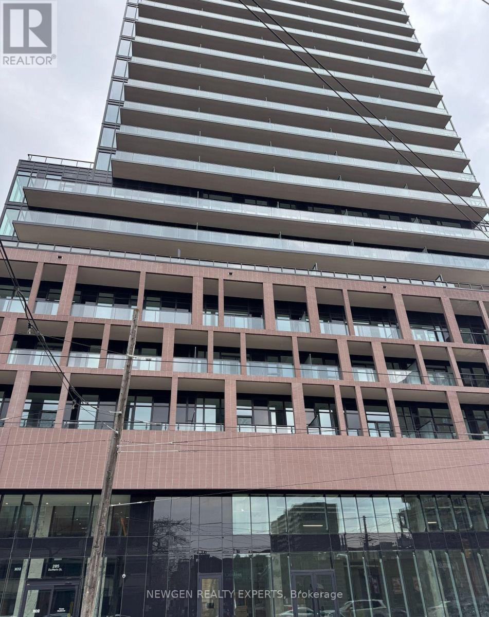 501 - 285 DUFFERIN STREET, Toronto, Ontario