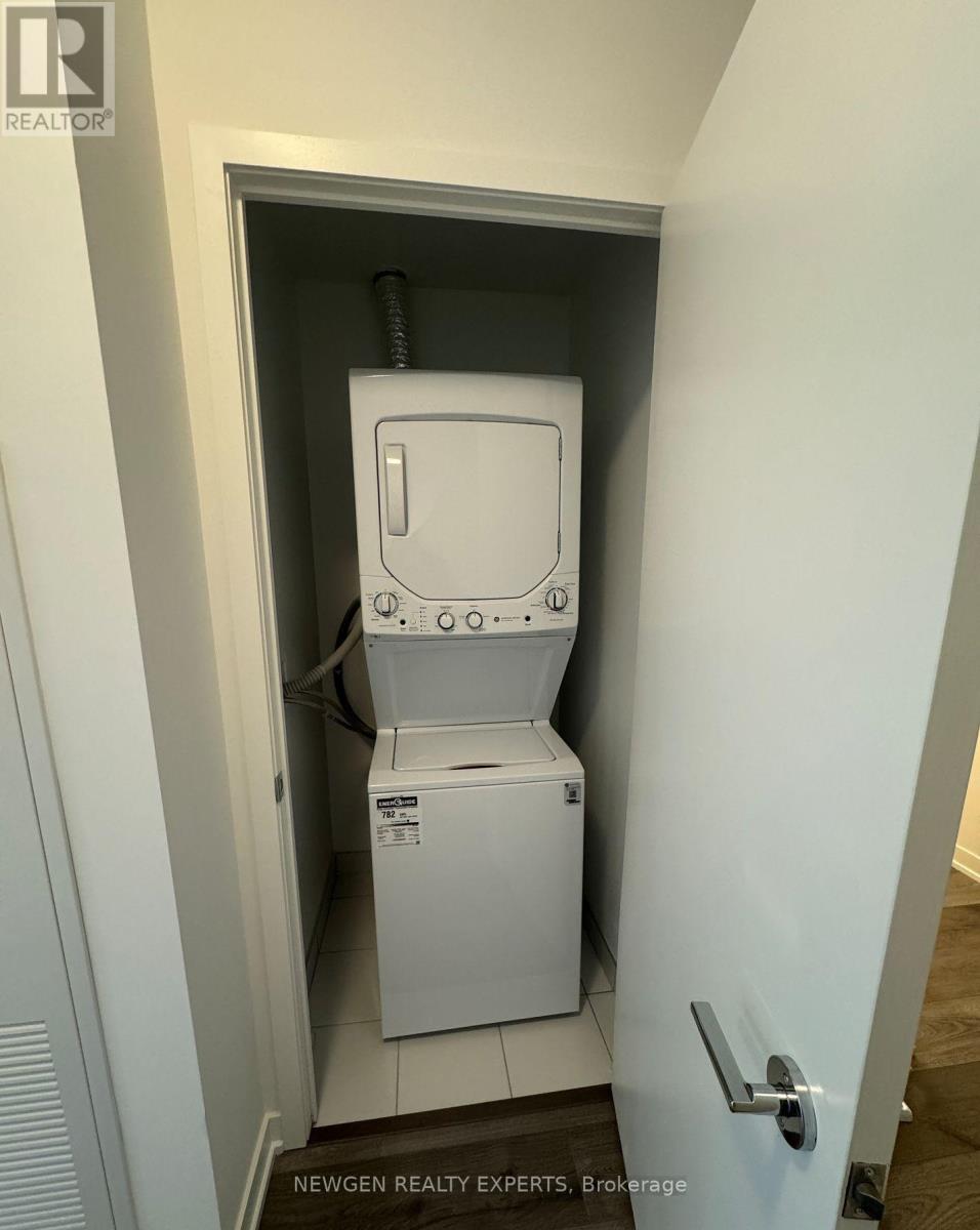 501 - 285 Dufferin Street, Toronto, Ontario  M6K 1Z7 - Photo 13 - W12945880