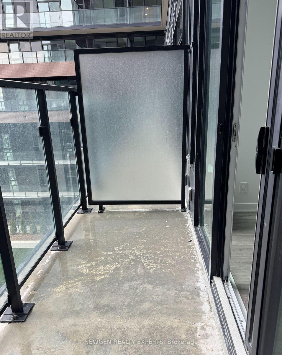 501 - 285 Dufferin Street, Toronto, Ontario  M6K 1Z7 - Photo 5 - W12945880