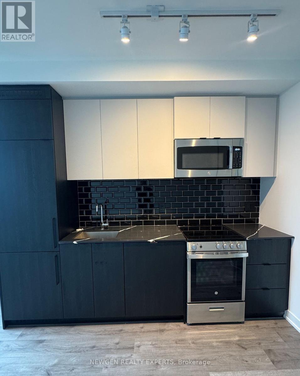 501 - 285 Dufferin Street, Toronto, Ontario  M6K 1Z7 - Photo 6 - W12945880