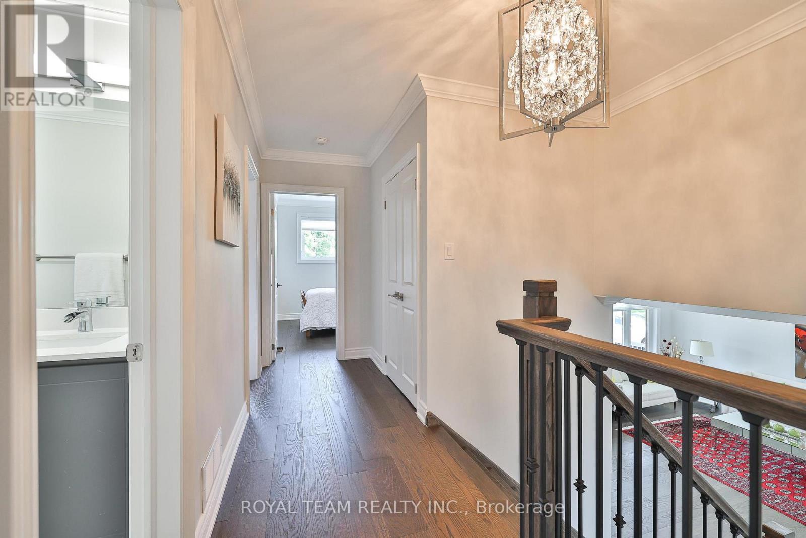 6 Crioline Road, Toronto, Ontario  M6L 2S3 - Photo 14 - W12945936