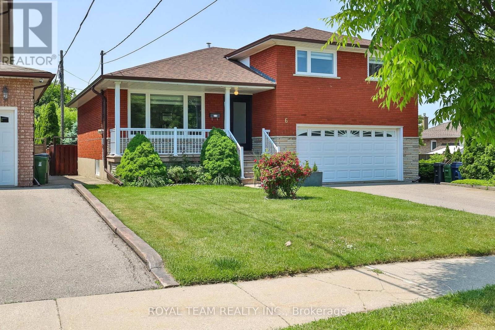 6 Crioline Road, Toronto, Ontario  M6L 2S3 - Photo 36 - W12945936
