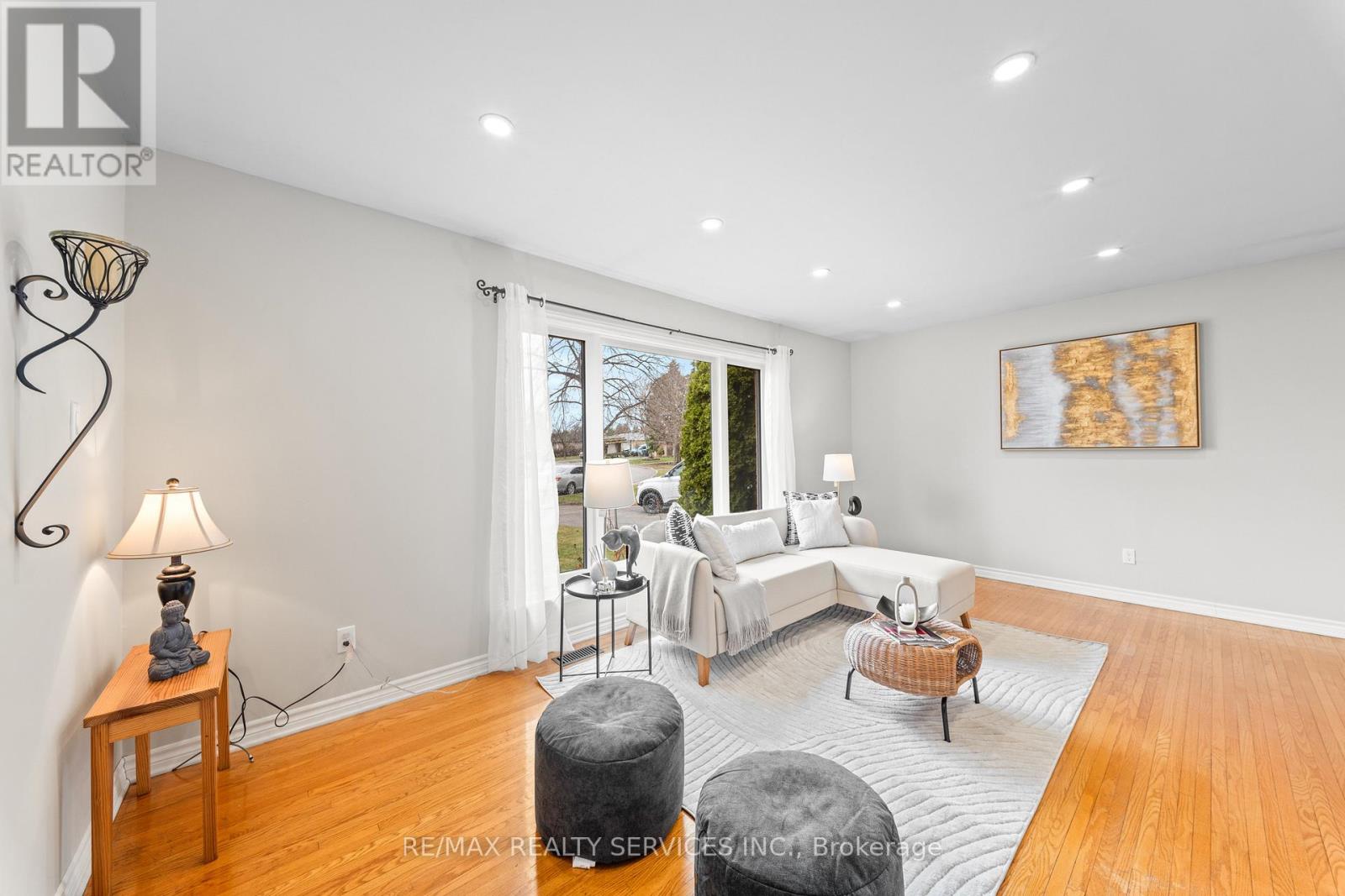 71 Belmont Drive, Brampton, Ontario  L6T 2K5 - Photo 7 - W12945966