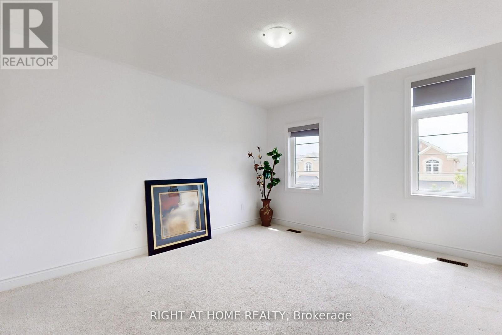 423 Grindstone Trail, Oakville, Ontario  L6H 0S1 - Photo 38 - W12945970