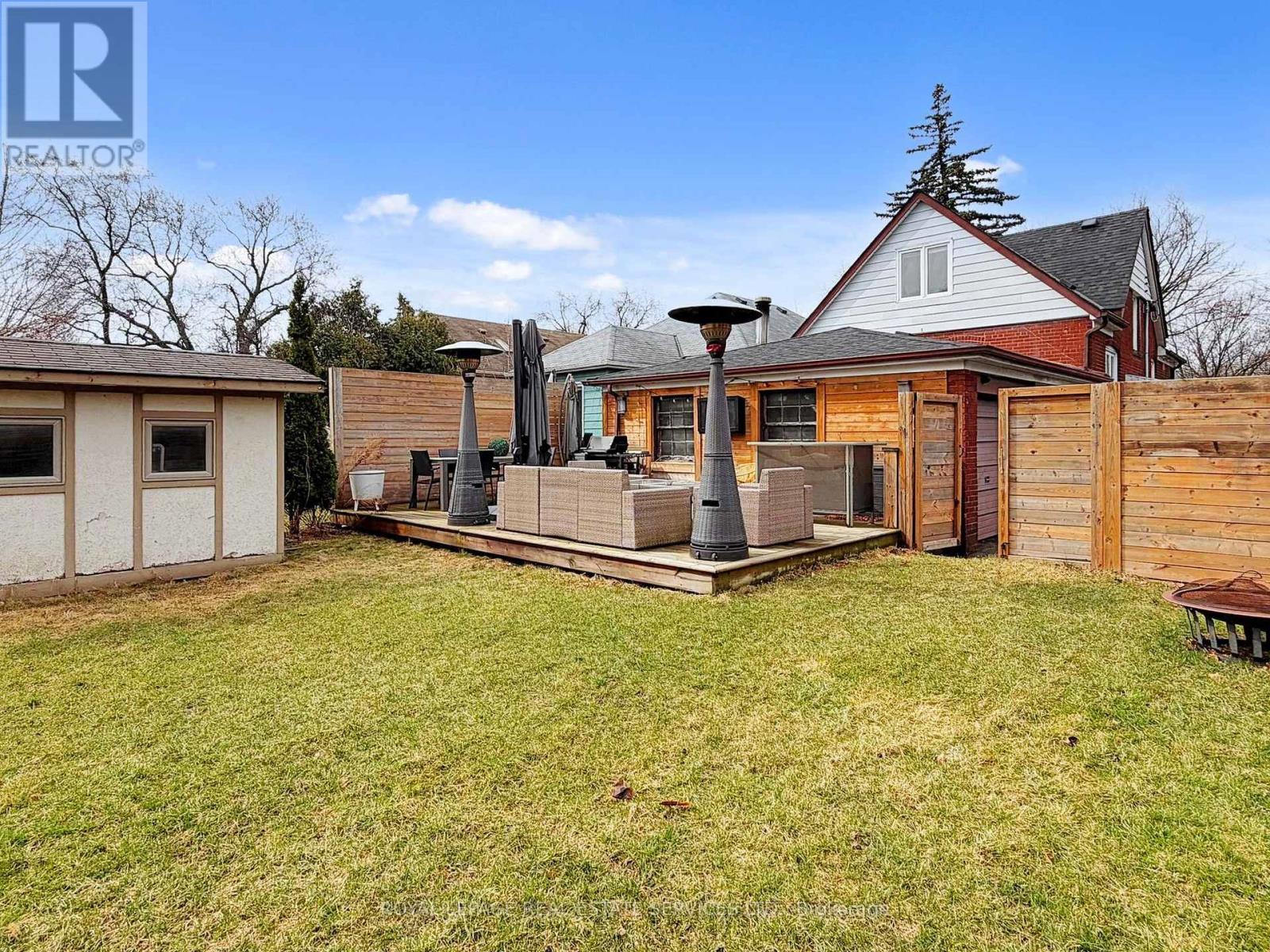 113 Grand Avenue, Toronto, Ontario  M8Y 2Z4 - Photo 22 - W12945984