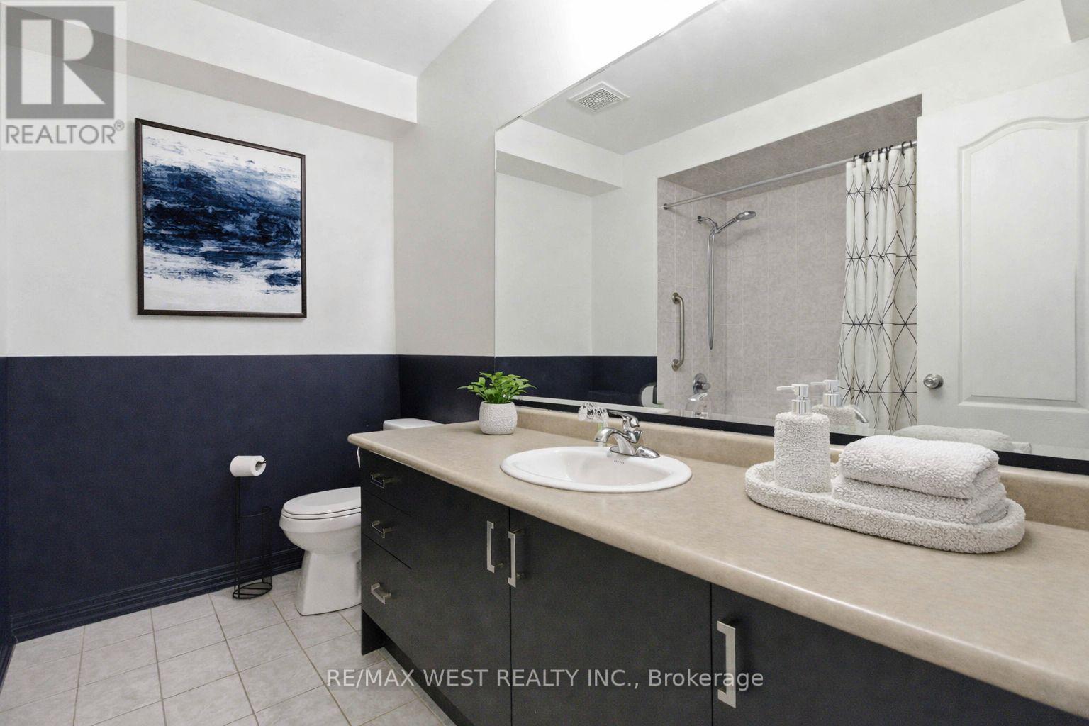 116 Lesabre Crescent, Brampton, Ontario  L6P 0W4 - Photo 17 - W12945998