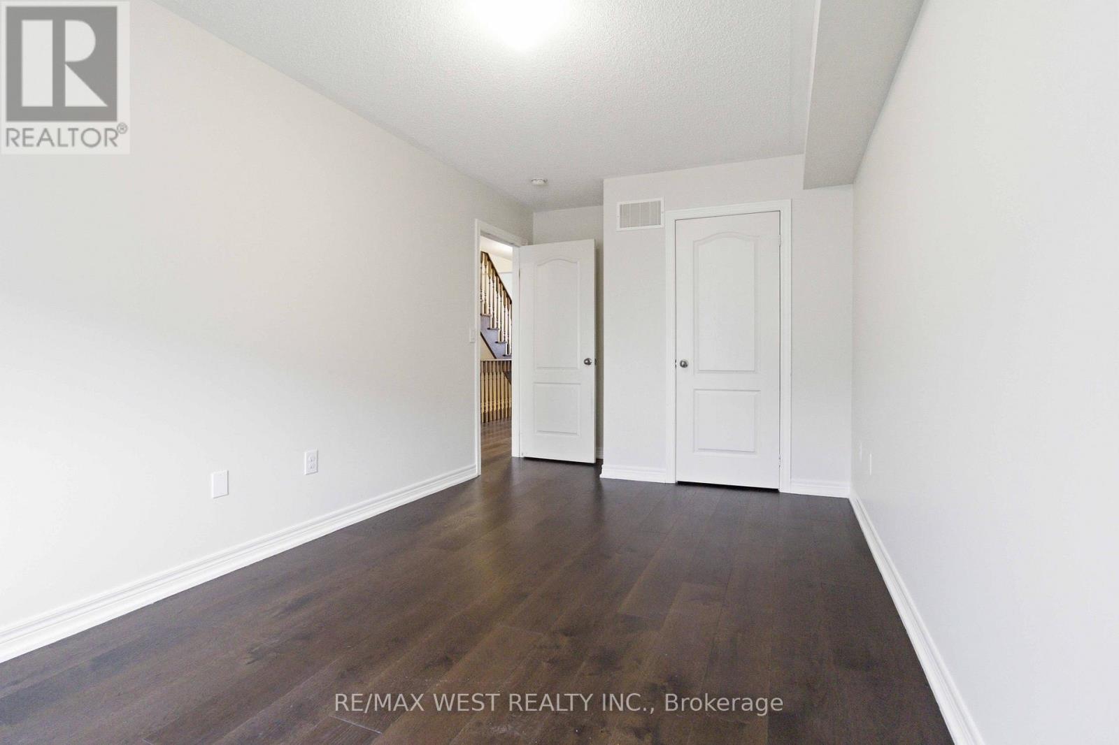 116 Lesabre Crescent, Brampton, Ontario  L6P 0W4 - Photo 20 - W12945998