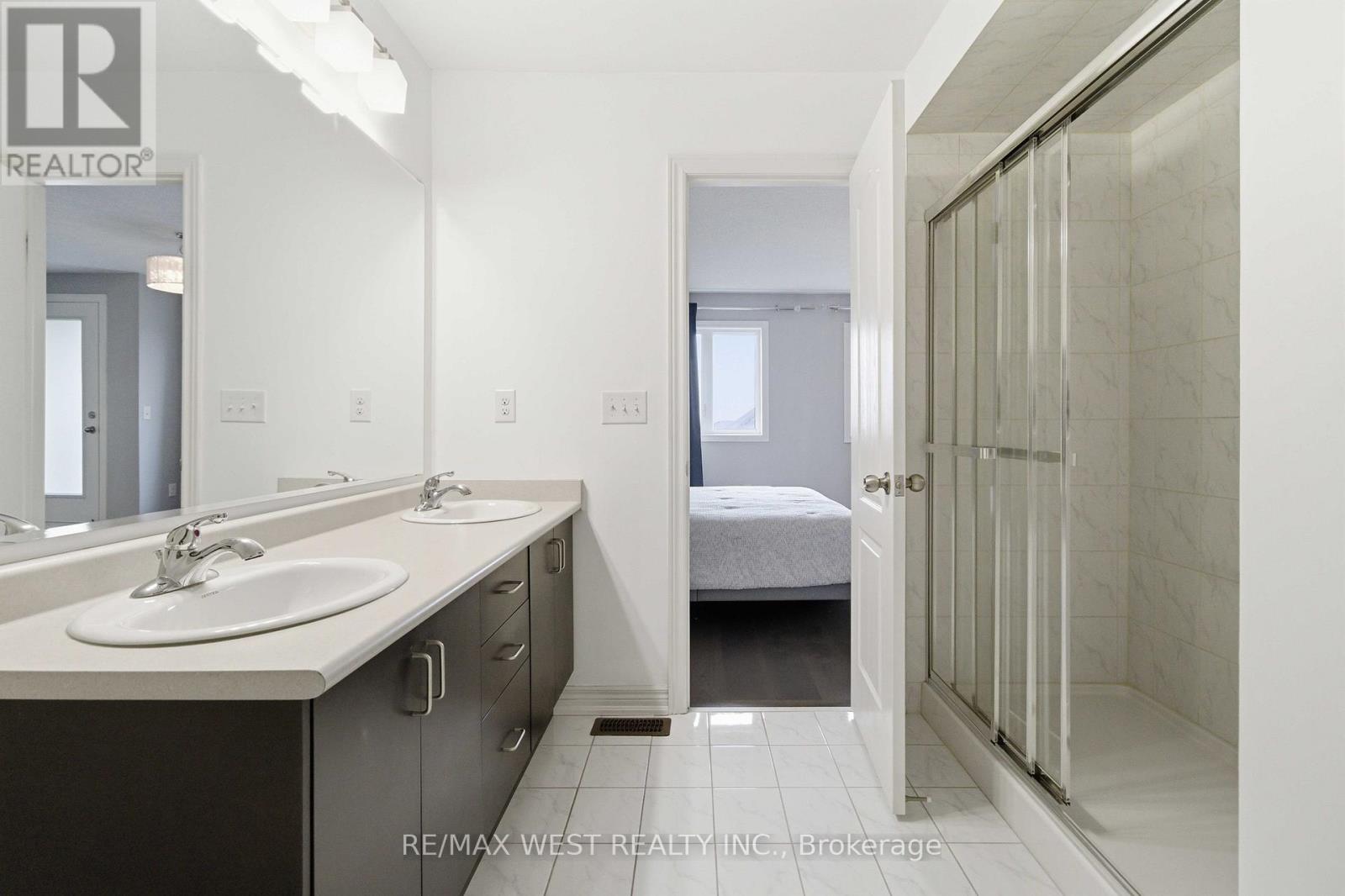 116 Lesabre Crescent, Brampton, Ontario  L6P 0W4 - Photo 25 - W12945998