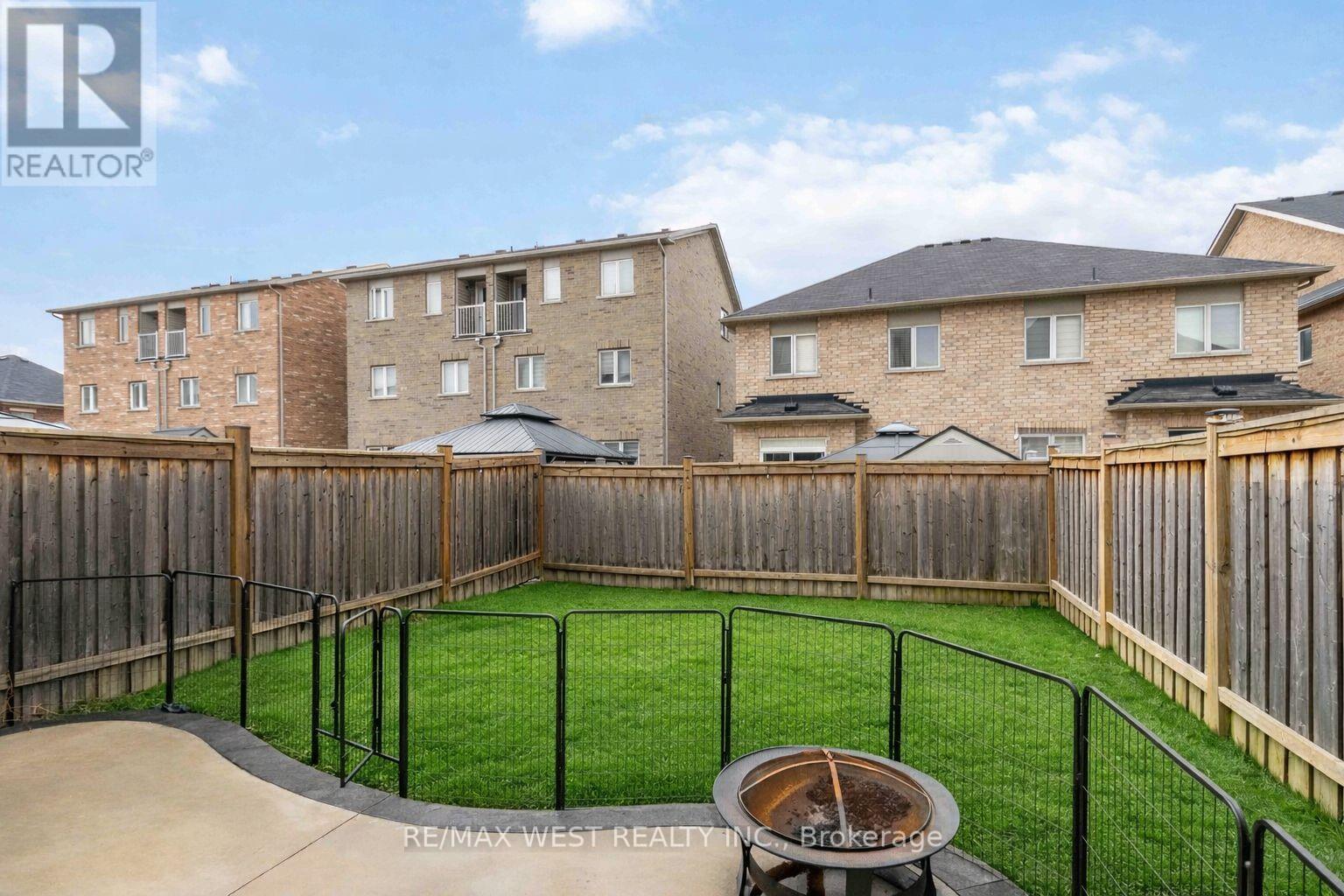 116 Lesabre Crescent, Brampton, Ontario  L6P 0W4 - Photo 31 - W12945998