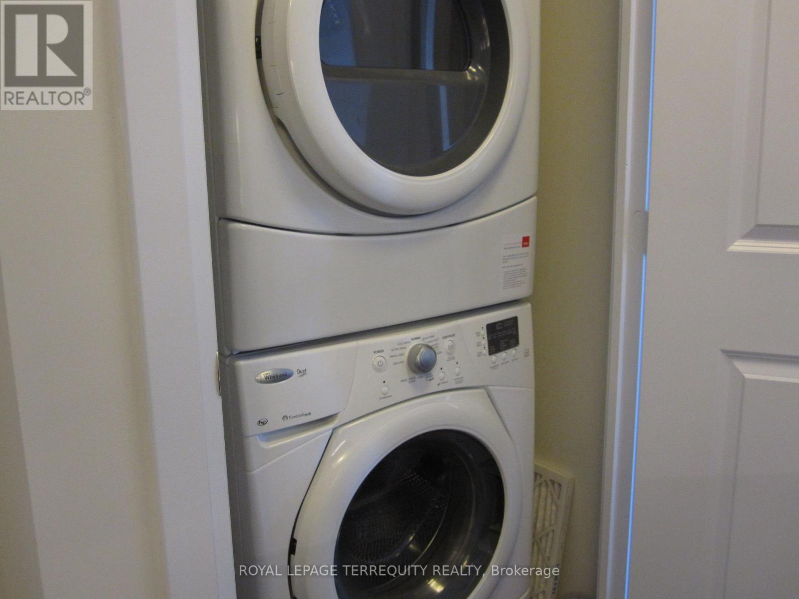 1011 - 1 Old Mill Drive, Toronto, Ontario  M6S 0A1 - Photo 19 - W12946008